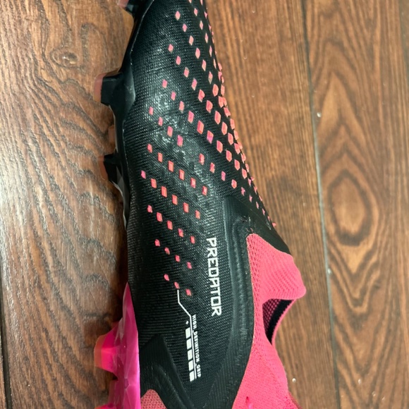 Adidas Predator Accuracy Plus Men’s Sz8 Cleats main image 8